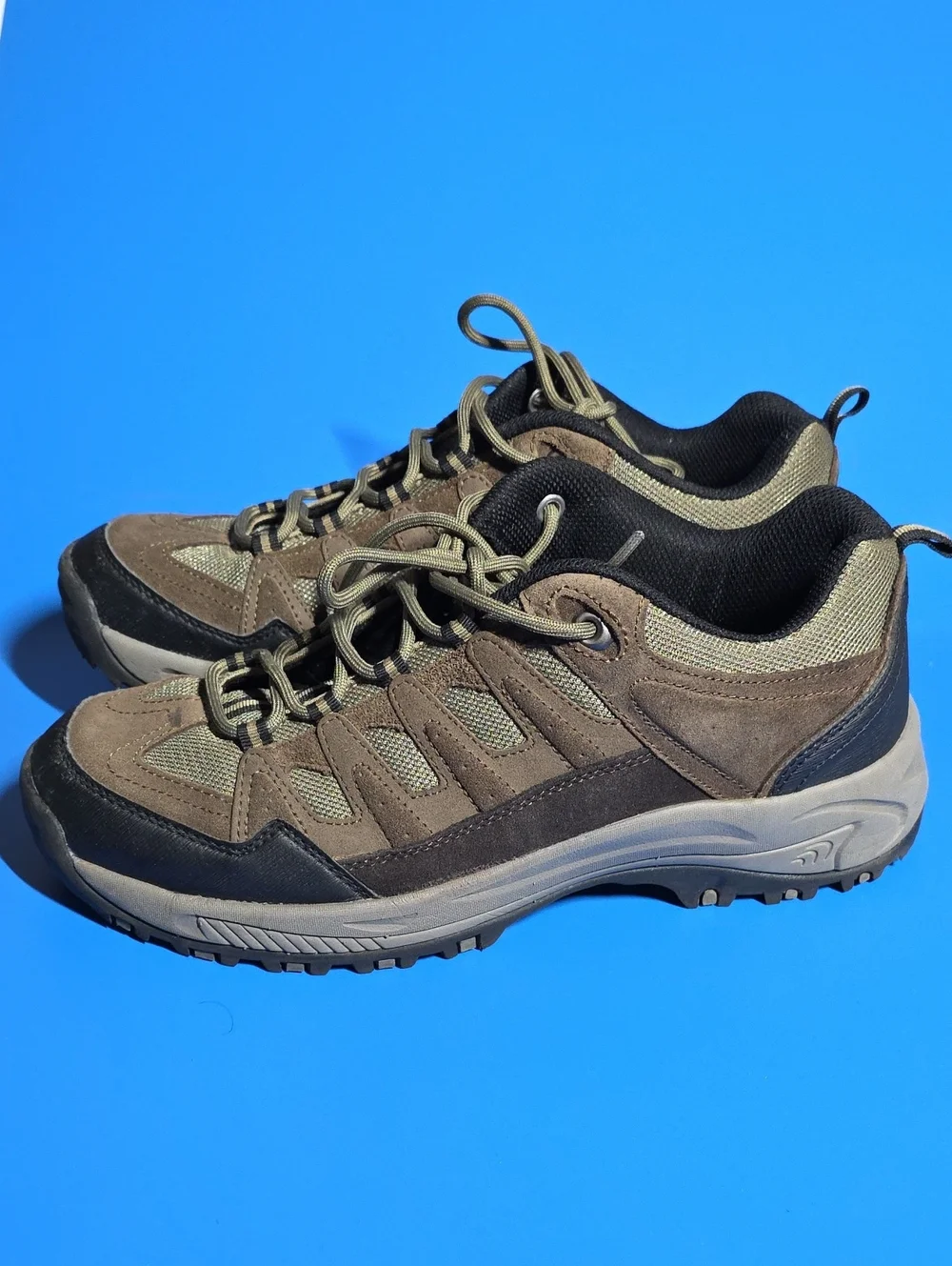 Men's Brown Suede Hiking Boots with Cushioned Support